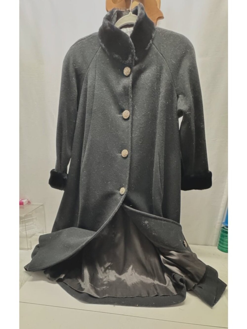 Womans Black Wool Swing Coat  Sz. 6 Faux Fur Trim  VTG. 80's